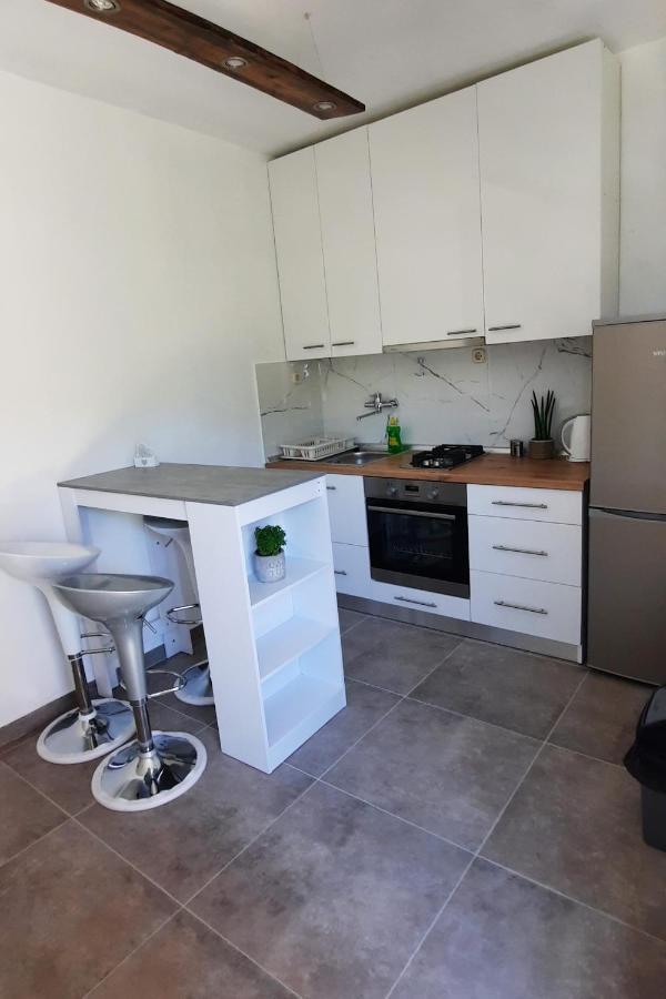 Apartments By The Sea Zuljana, Peljesac - 19080 Екстериор снимка